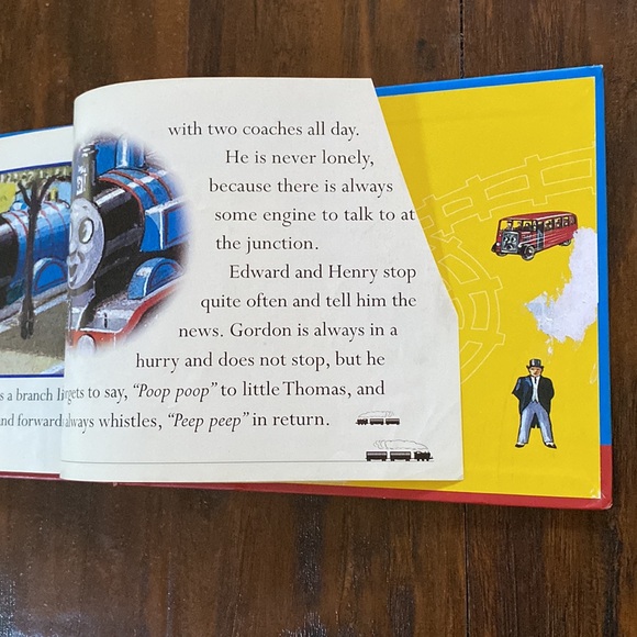 3 Thomas the Trains & Friends Children’s Books - Picture 6 of 8